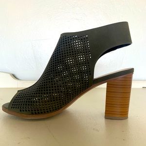 MARCOREPUBLIC Peep Toe Shoes